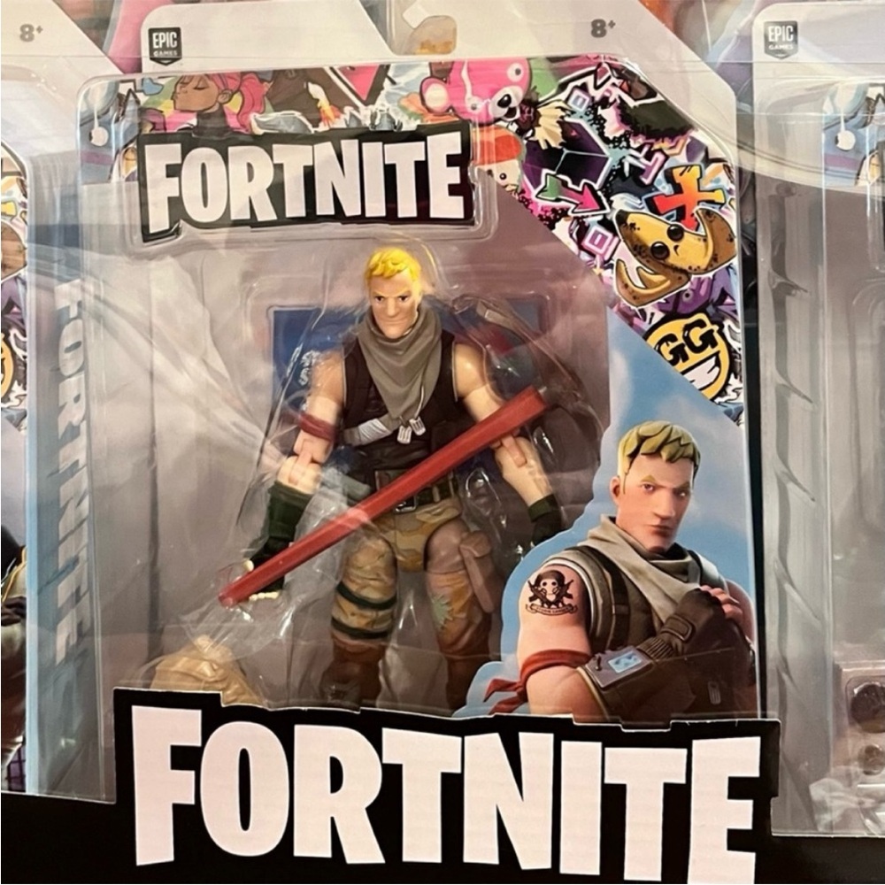 🆕- Fortnite Party Pack 5 Figures Bonus Virtual Items Included! Brand New in Box. - Picture 7 of 12